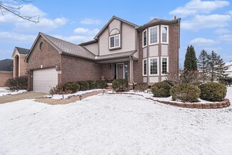 5874 Cedar Ridge Dr Unit 77, Ann Arbor, MI 48103