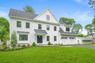 59 Laconia St, Lexington, MA 02420