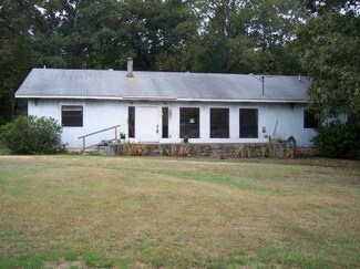 2143 Upton Rd, Crystal Springs, MS 39059