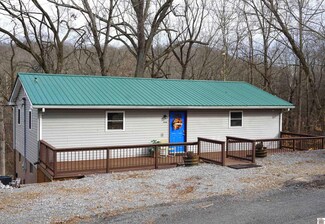 1596 Piney Wood Rd, Cadiz, KY 42211