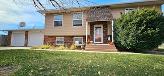 96 S Bare Ave, North Platte, NE 69101