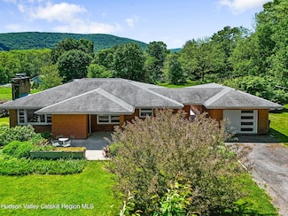 110 Weeds Mill Rd, Highland, NY 12528