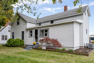9015 2nd St, Baroda, MI 49101