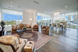 3331 Damico St Unit 401, Houston, TX 77019