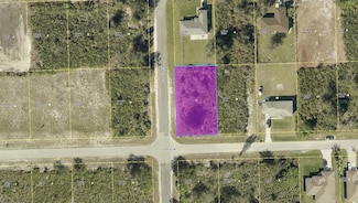 2618 67th St W, Lehigh Acres, FL 33971