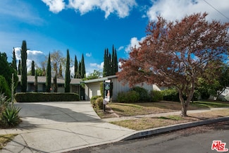 18726 Gilmore St, Reseda, CA 91335