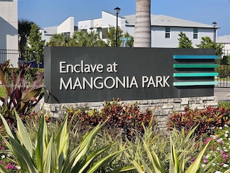 5631 Enclave Dr, Mangonia Park, FL 33407
