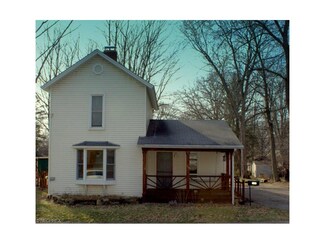 134 N Pearl St, Kent, OH 44240