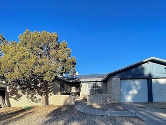 3805 Mount Rainier Dr NE, Albuquerque, NM 87111