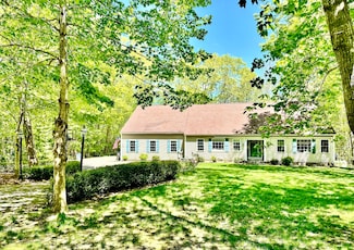 14 Rachel Dr, Kennebunk, ME 04043
