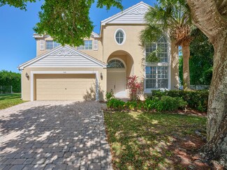 104 Devonshire Cir, Royal Palm Beach, FL 33414