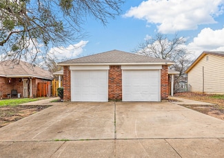 4966 Willie St, Fort Worth, TX 76105