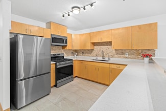 4845 W 123rd St Unit 203, Savage, MN 55378