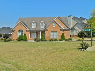 201 Rothesay Ln, Knoxville, TN 37909