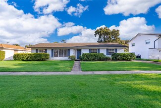 2423 Timberlake Dr, Orlando, FL 32806