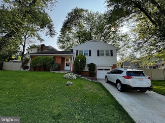 3300 N Harrison St, Arlington, VA 22207