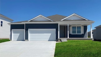 1517 NE Crossing Oaks Dr, Ankeny, IA 50021
