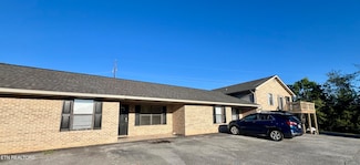 2709 Roberts Rd, Kodak, TN 37764