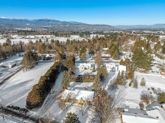 205 Fairwood Pkwy W, Morrisville, VT 05661