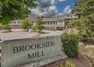 12 Brookside Rd Unit 2, Westford, MA 01886