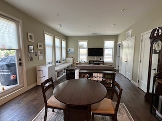 45 Burnett St Unit 407, Jamaica Plain, MA 02130