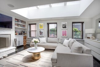 206 Endicott St Unit 4, Boston, MA 02113