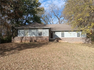 8510 W 61st St, Mission, KS 66202