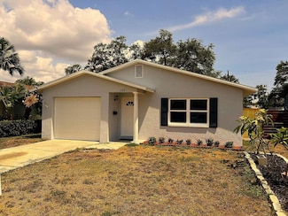639 48th Ave N, Saint Petersburg, FL 33703