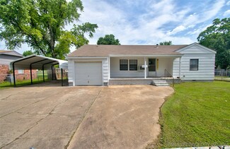 2208 Tull Ave, Muskogee, OK 74403