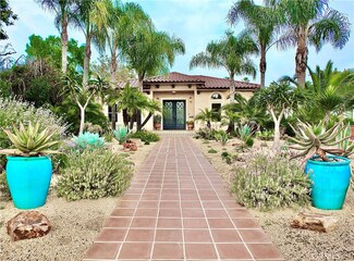3824 Pacific Ave, Long Beach, CA 90807