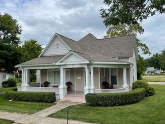 232 E Cleveland St, Monroe City, MO 63456