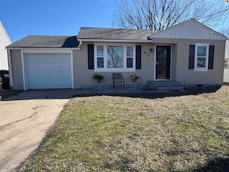 406 Justice St, Hutchinson, KS 67501
