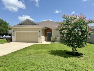 1520 Hunters Rd, Lockhart, TX 78644