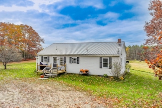 1008 Pinnacle Rd, Liberty, ME 04949