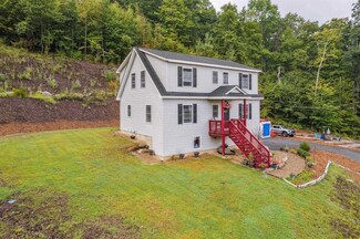 231 Riverdale Rd, New Boston, NH 03070
