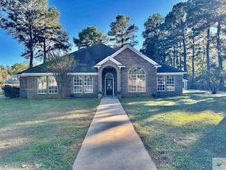 14 Dana Ln, Texarkana, TX 75503