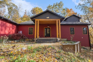 57689 Lone Tree Rd, Three Rivers, MI 49093