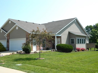 2508 N Stonelake Dr, Bloomington, IN 47404