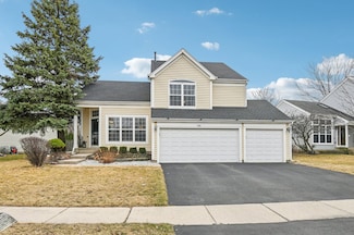 5516 Alexandria Dr, Lake In the Hills, IL 60156