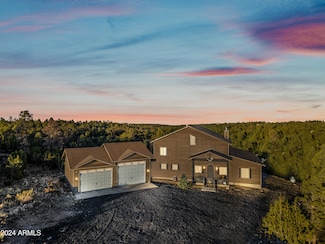 2262 Meadow Trail, Overgaard, AZ 85933