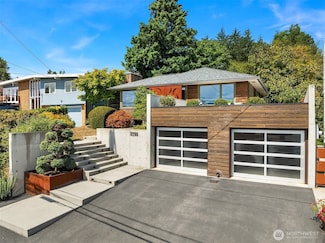 12266 Shorewood Dr SW, Burien, WA 98146