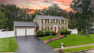 14 Sheri Dr, Coventry, RI 02816