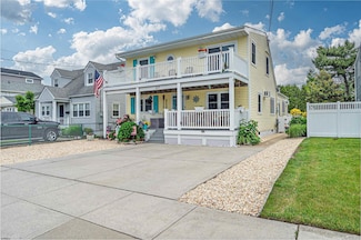 227 12th St S, Brigantine, NJ 08203