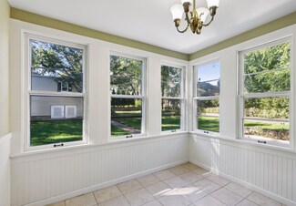 2535 S Shore Blvd, Saint Paul, MN 55110