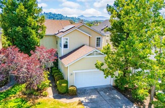 56 Waterside Cir, San Rafael, CA 94903