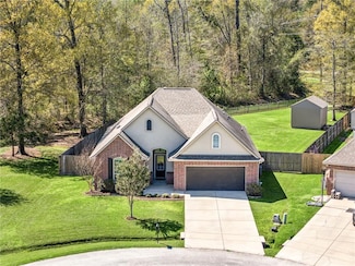 951 Woodsprings Ct, Covington, LA 70433