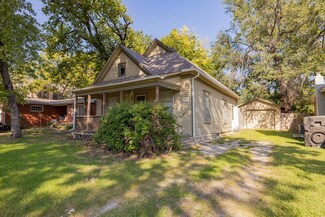 330 S Elizabeth St, Wichita, KS 67213