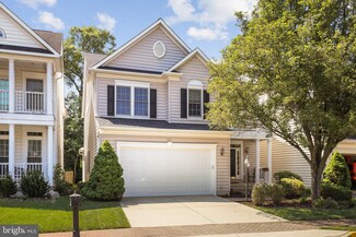 7737 Porters Hill Ln, Lorton, VA 22079