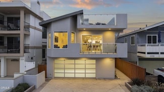 3216 Ocean Dr, Oxnard, CA 93035