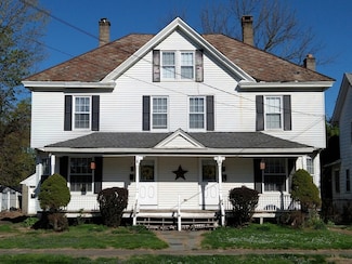 6 & 8 Cleveland St, Westfield, MA 01085